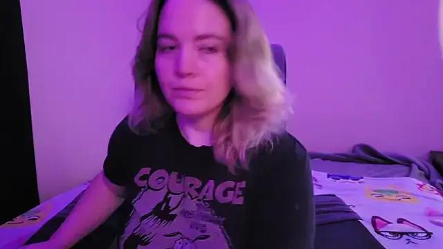 InternetFairy_XO on StripChat