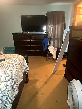 JuicyExxxperience on StripChat