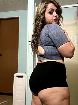 JuicyExxxperience on StripChat