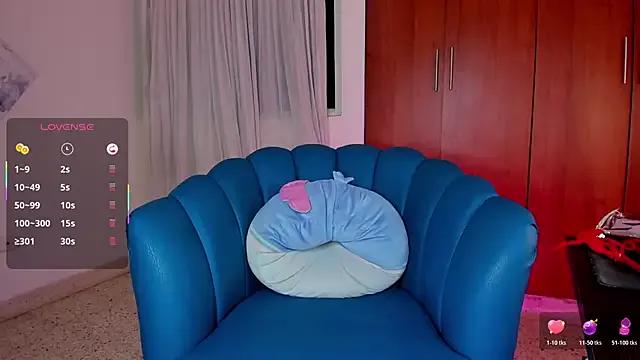 Julie_Markk on StripChat