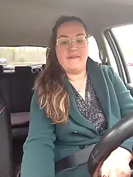 justtess — Can you Make me squirt?