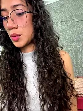 KaitlynLoveCam — Hi love