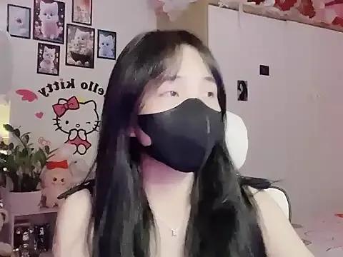 keelinnn19 on StripChat 