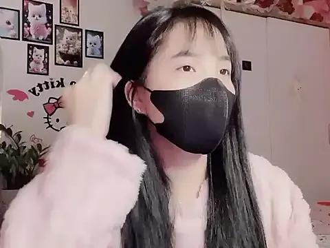 keelinnn19 on StripChat 