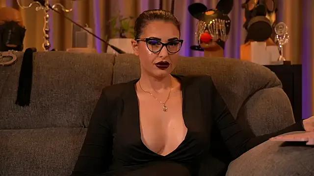 kelly_kent on StripChat 