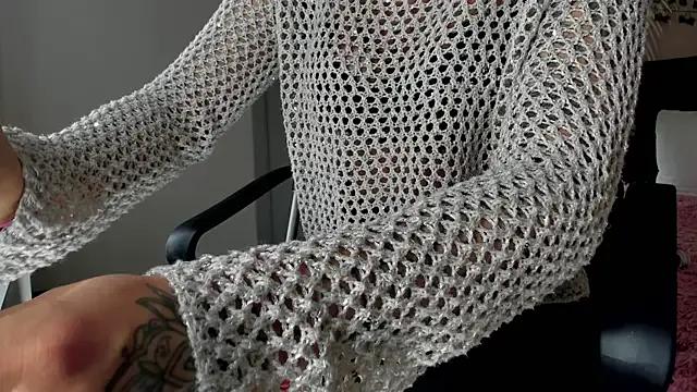 Kira_Key on StripChat