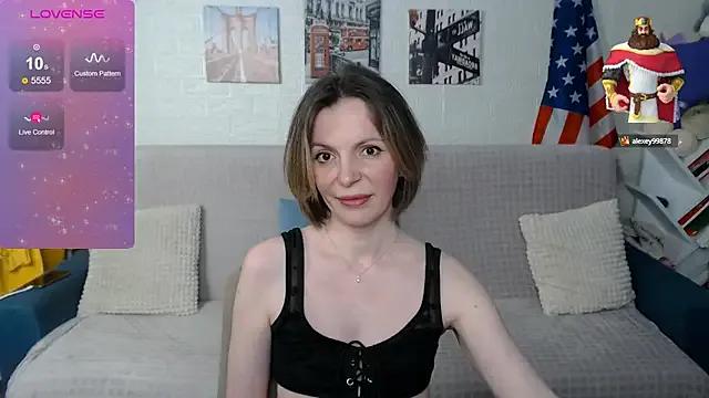 kiramarta on StripChat