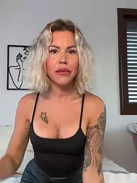 Lara_Bergmann on StripChat