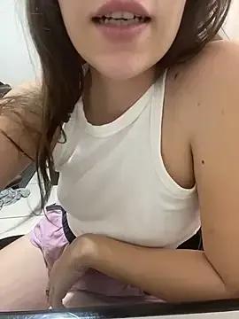 Larissacasada23 — Brincar com a ppk / Paying with the pus