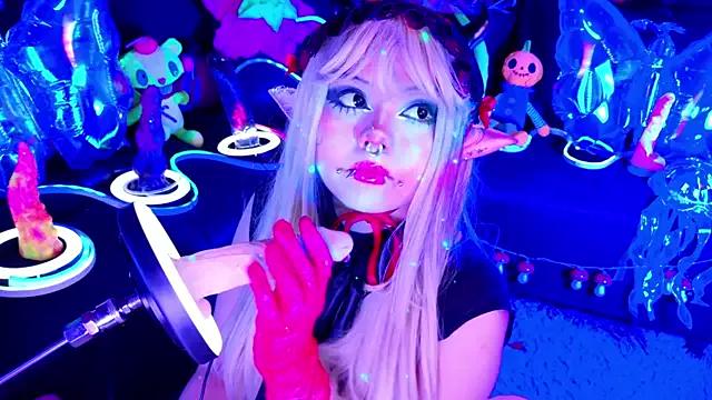 LaytonBox on StripChat