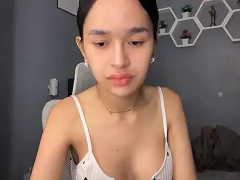 lelasohna on StripChat 
