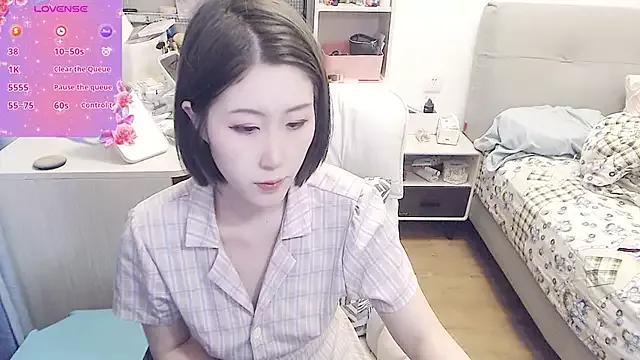 liliya_x on StripChat 