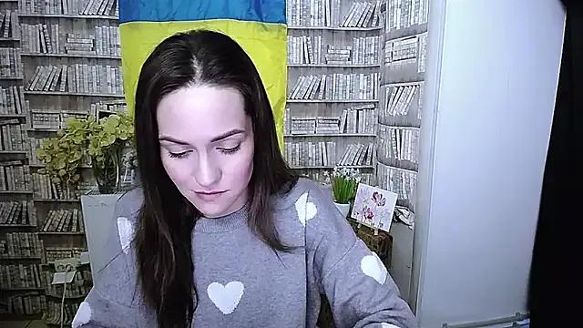 Lina_Star_S — rub the tits with oil for 3 minutes