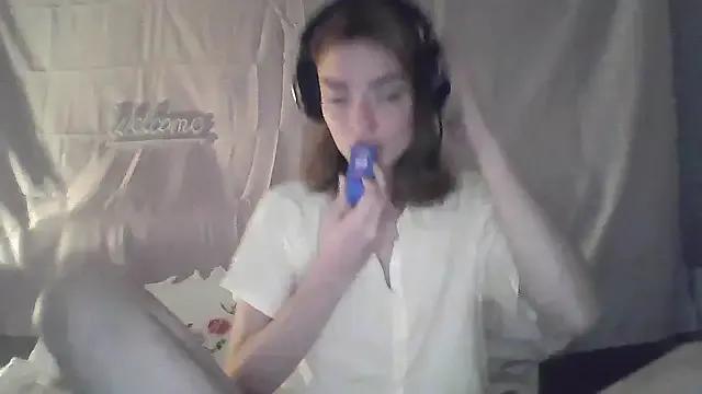 Luna_Samosienko on StripChat