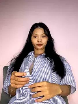 lung-linh on StripChat