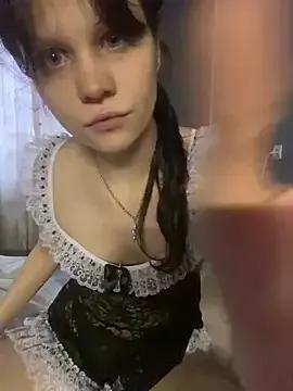 Lunliss on StripChat 