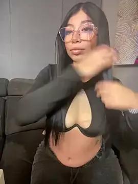 Maddy_Piink on StripChat 