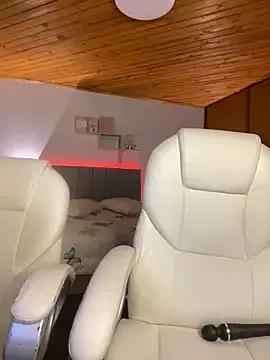 Maddy_Piink on StripChat 