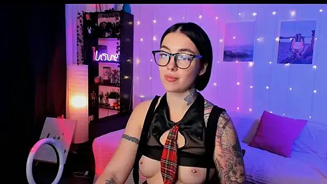 Magic_Allie on StripChat