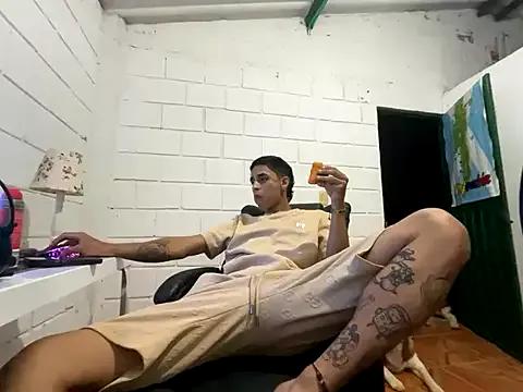 Max_TheHorseDick — Ticket Show Cum