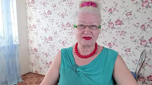 Maya_Mayflower on StripChat