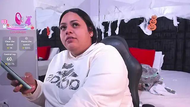 MayaCurvy on StripChat 