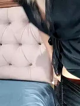 melissa_35_ on StripChat