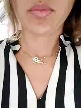 melissa_35_ on StripChat