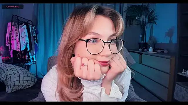 MelissaTetris — Rub panties and help me with toy control