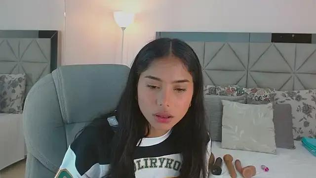 Milaa_Star_ — Freechat on StripChat