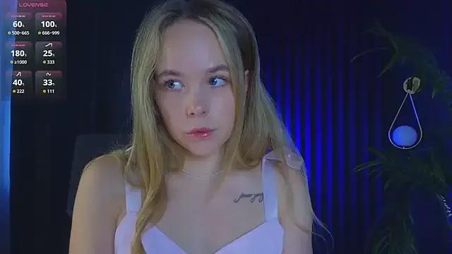 milly_shy on StripChat 