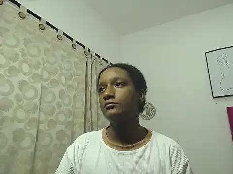 millysweetass on StripChat 