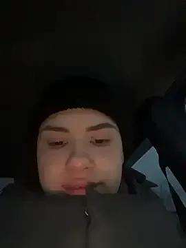 MiraReach —   hi Mira 