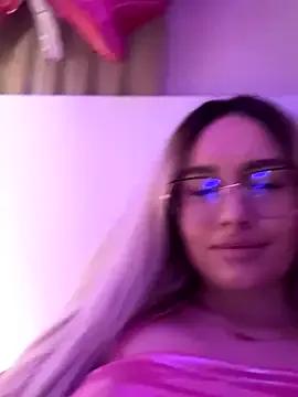 mollyxxx — Cum and squirt