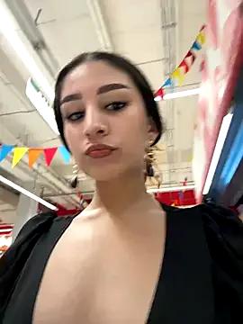 Mon_Cherry on StripChat