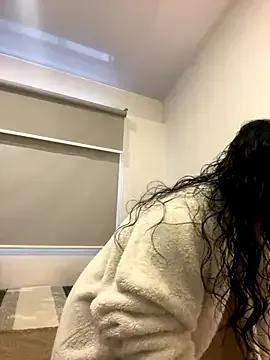 MonicaSalvatore — fingerr my little and weet pussy