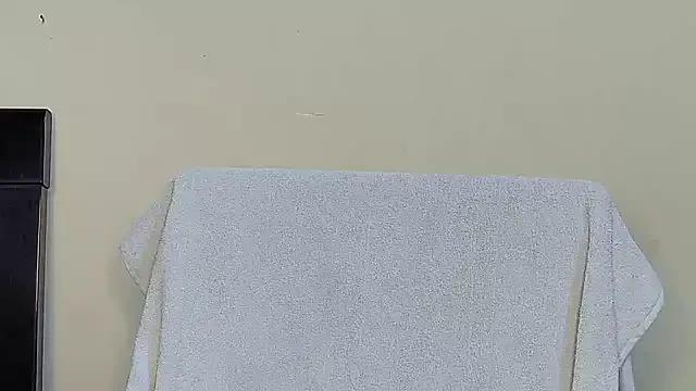 Naina_For_You on StripChat