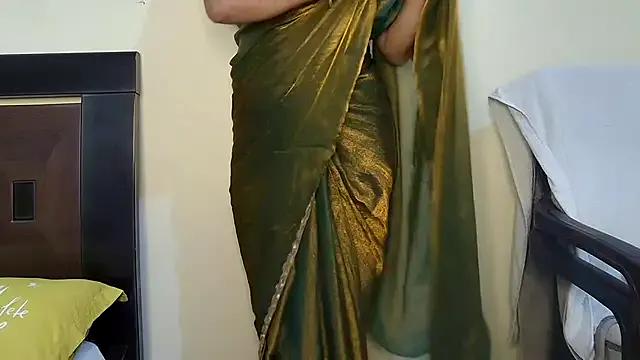 Naina_For_You on StripChat