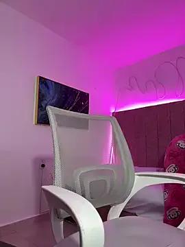 naomiii__ on StripChat