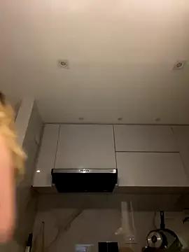 NicoleCut — Flash tits ;)