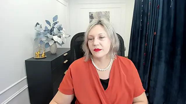 NinaStarle — I'll show you my stockings