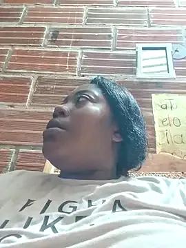 nini-will on StripChat 
