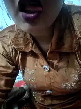 Nisha_sonu_couple — Show boobs