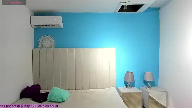 Pink_hell222 on StripChat