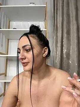 RaisaSalvi on StripChat