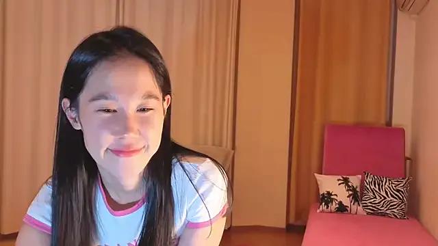 Reina__chan on StripChat