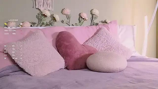 Rinas_secret on StripChat