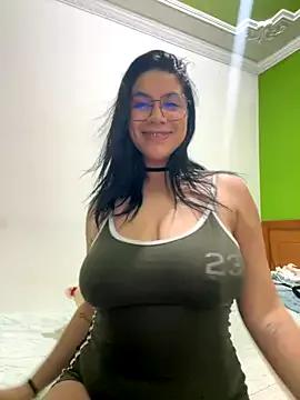 roldanmary on StripChat