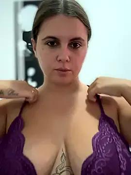 Samantha_official on StripChat 