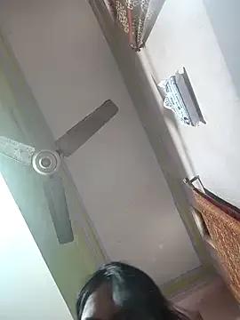 sanu_07 on StripChat